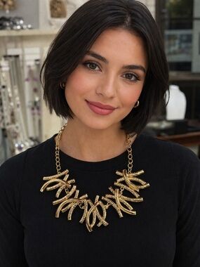 CLEARANCE 😍 Bold Gold-Tone Statement Necklace for Women